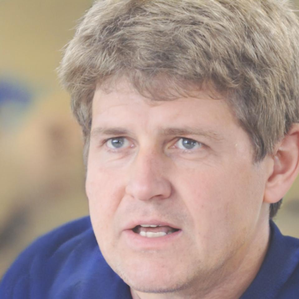 Programmteilnehmer Andreas bei der Marktanalyse